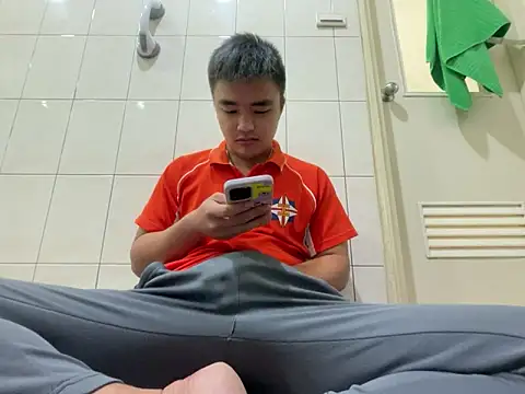 greenteazhang online show from October 21, 10:40 am