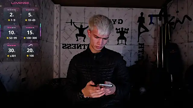 nicktorn online show from December 14, 12:23 pm