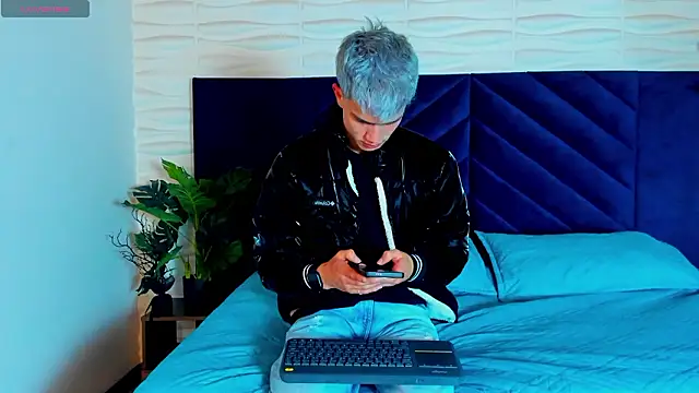 nicktorn online show from March 5, 12:23 pm