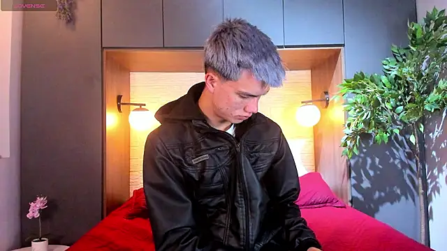 nicktorn online show from March 12, 12:24 pm