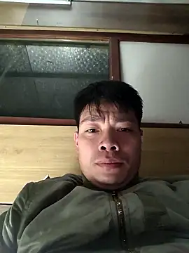 PhongTranHN1 online show from January 11, 4:44 pm