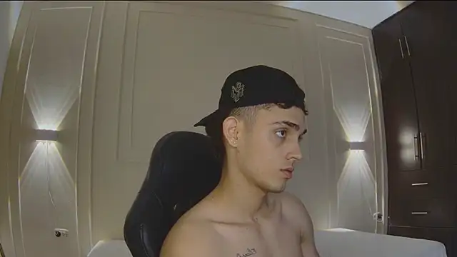 nathan shimmer online show from December 22, 10:18 pm