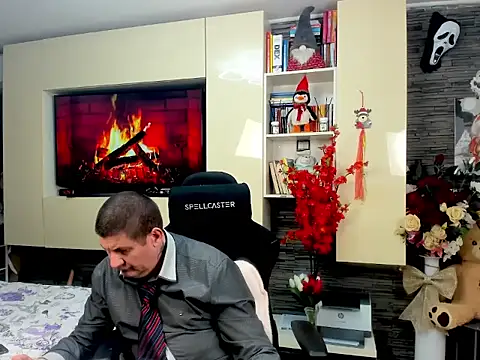 SpartacusDaddy48 online show from March 14, 1:12 am