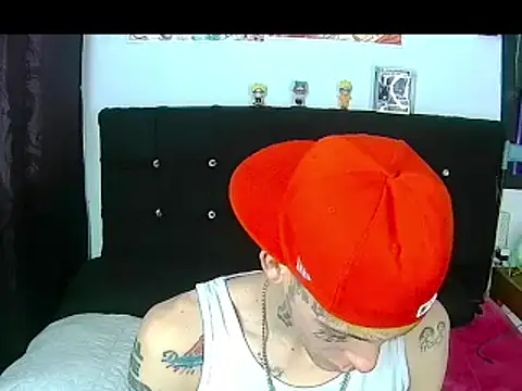 KinkyLatinCock online show from October 29, 8:01 pm