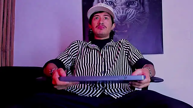 DimitriDeluxe online show from September 8, 7:02 pm