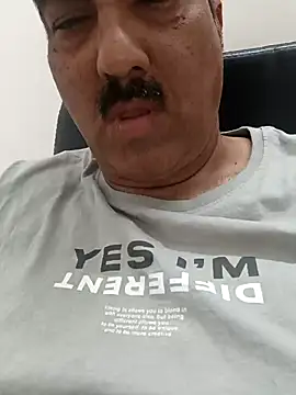 moonflower25 online show from February 15, 10:24 am