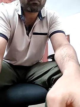 Snapshot of hairysub_india@xh chatting on October 24, 10:06 am hairysub indiaxh online show from October 24, 10:06 am