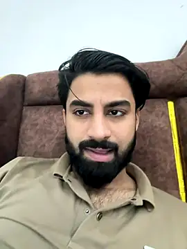 hottestboy03 online show from November 29, 6:04 am