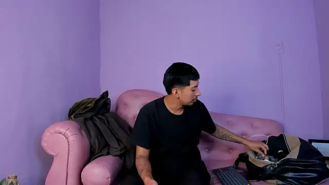 AxelAndJeremy online show from September 14, 3:19 am