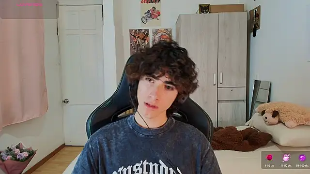 Nude Boy18 online show from February 6, 2:08 am