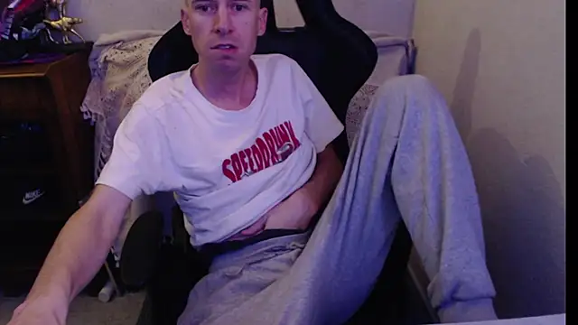 sakiramissy online show from December 14, 7:43 pm