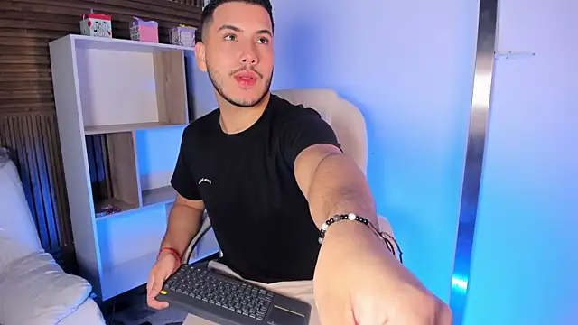 Axel grey  online show from September 20, 12:38 pm