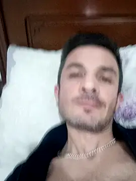 Snapshot of OGUZOZAN chatting on October 31, 11:19 pm OGUZOZAN online show from October 31, 11:19 pm