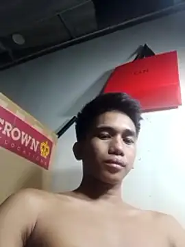 charlie0728 online show from April 14, 2:49 pm