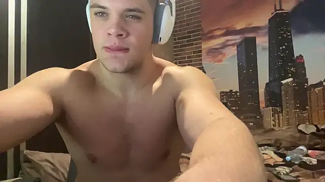 MusclePhantom online show from December 18, 10:06 pm