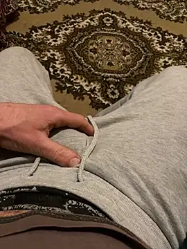 wwwiiilll online show from December 4, 9:33 pm