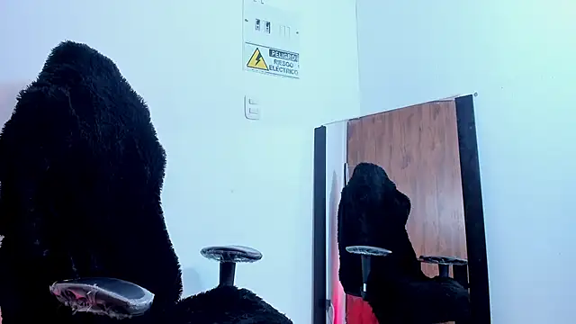 juanmechanic  online show from September 23, 7:24 pm