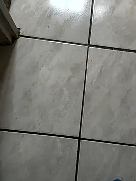 couplecoquinchaud2928 online show from November 1, 10:52 am