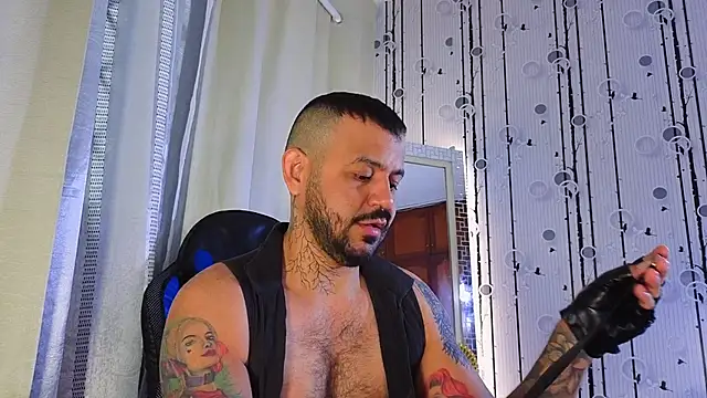 AlphaDrip online show from November 12, 12:11 pm