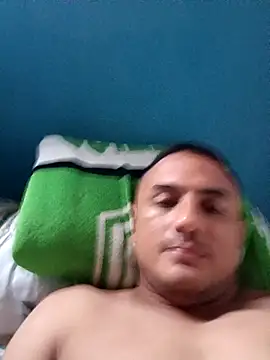 Snapshot of Geral_Yeraldyn09 chatting on September 20, 9:37 pm Geral Yeraldyn09 online show from September 20, 9:37 pm