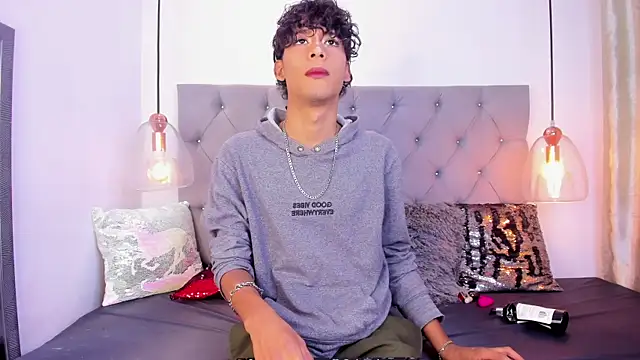 d3rke 666 online show from September 13, 4:35 am