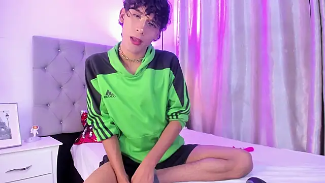 d3rke 666 online show from September 17, 5:19 am