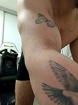 a23c43 online show from February 28, 11:04 pm