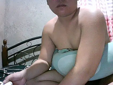 alhex gay26 online show from May 28, 2:37 pm