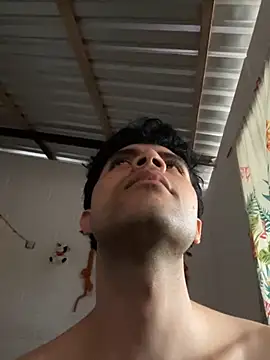 Axel-Mejia online show from December 4, 9:44 pm