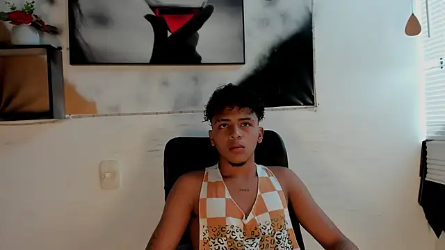 Manuel Mateus1 online show from September 12, 9:15 pm