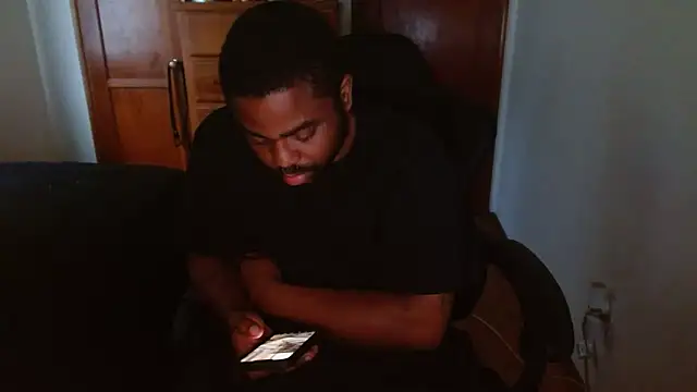 Breadwinnah online show from November 3, 3:47 pm