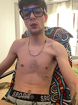 Snapshot of purplecristian chatting on September 22, 11:10 am purplecristian online show from September 22, 11:10 am