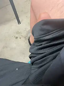 jamesliddick38 online show from March 21, 7:18 pm