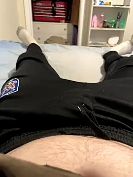 Snapshot of bigdicklad chatting on October 4, 11:15 am bigdicklad online show from October 4, 11:15 am