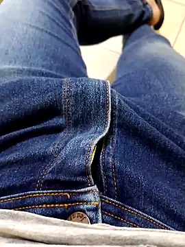 JoaoPedro17cm online show from September 18, 1:35 pm