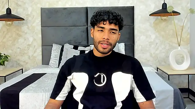 RaphaelDufort online show from November 16, 11:51 pm