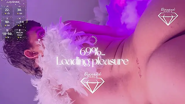 Diamond Piarce online show from November 29, 3:30 am