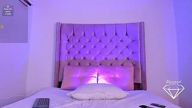 Diamond Piarce online show from September 27, 3:59 am