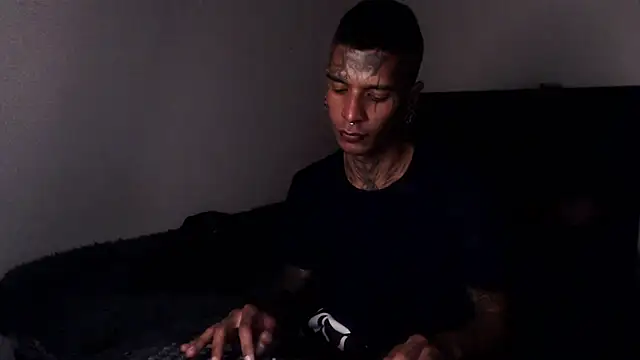 black firex online show from September 29, 9:43 pm