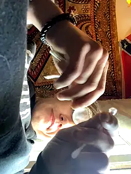 XanderOzzz online show from October 12, 5:40 pm