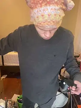 XanderOzzz online show from January 6, 5:28 pm