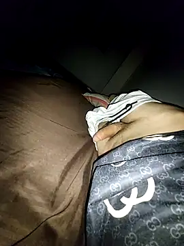 RaoufDz17cm online show from September 29, 10:05 pm