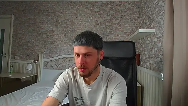 JonahShaw online show from June 1, 4:13 am