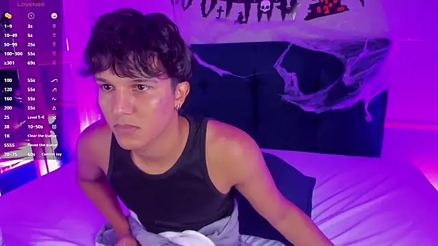 Leo Savage  online show from October 17, 4:49 am