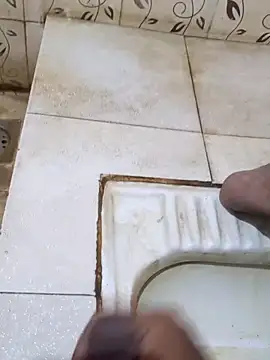 Snapshot of 6-inchbanana chatting on October 4, 9:19 pm 6-inchbanana online show from October 4, 9:19 pm