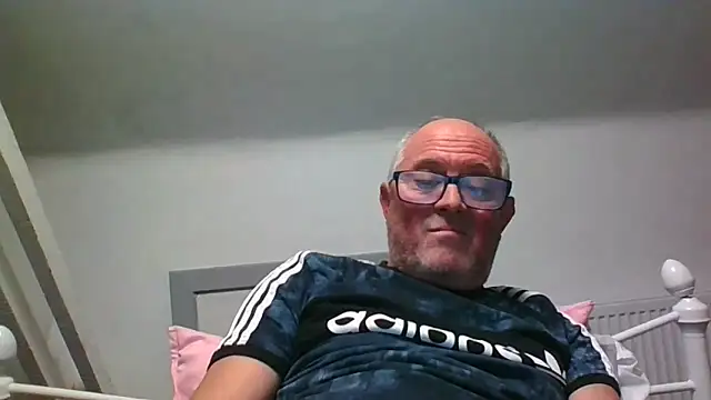 naughtygrandad1 online show from November 9, 5:06 pm