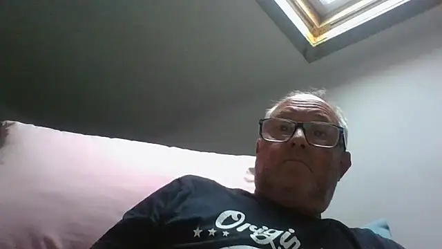 naughtygrandad1 online show from July 6, 6:43 pm