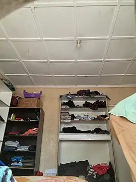 sweetdickboy2 online show from May 16, 9:39 am