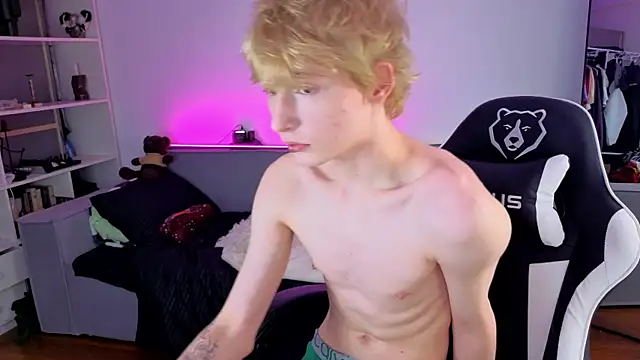 Your avatar online show from September 26, 8:17 pm