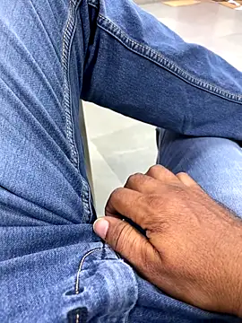 Snapshot of Desiandaj chatting on October 5, 10:19 am Desiandaj online show from October 5, 10:19 am